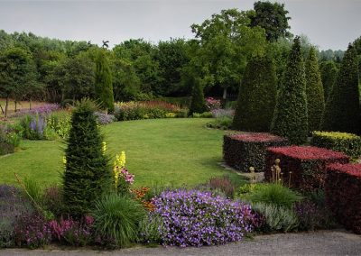 Dutch Quality Gardens Van Ooijens Hoveniers Kleurrijke Tuin Foto 3 Min